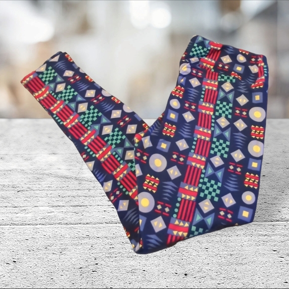 Lularoe leggings tall and curvy - Picture 7 of 12